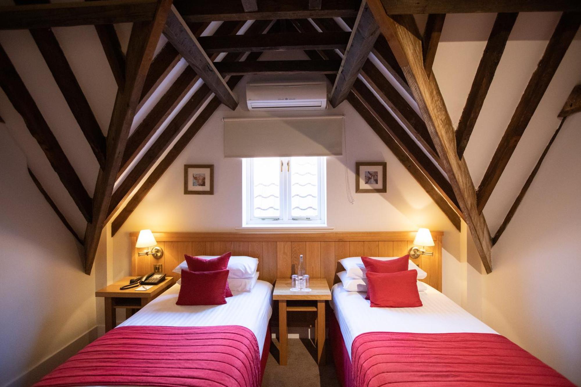 Tewinbury Farm Hotel Oda fotoğraf