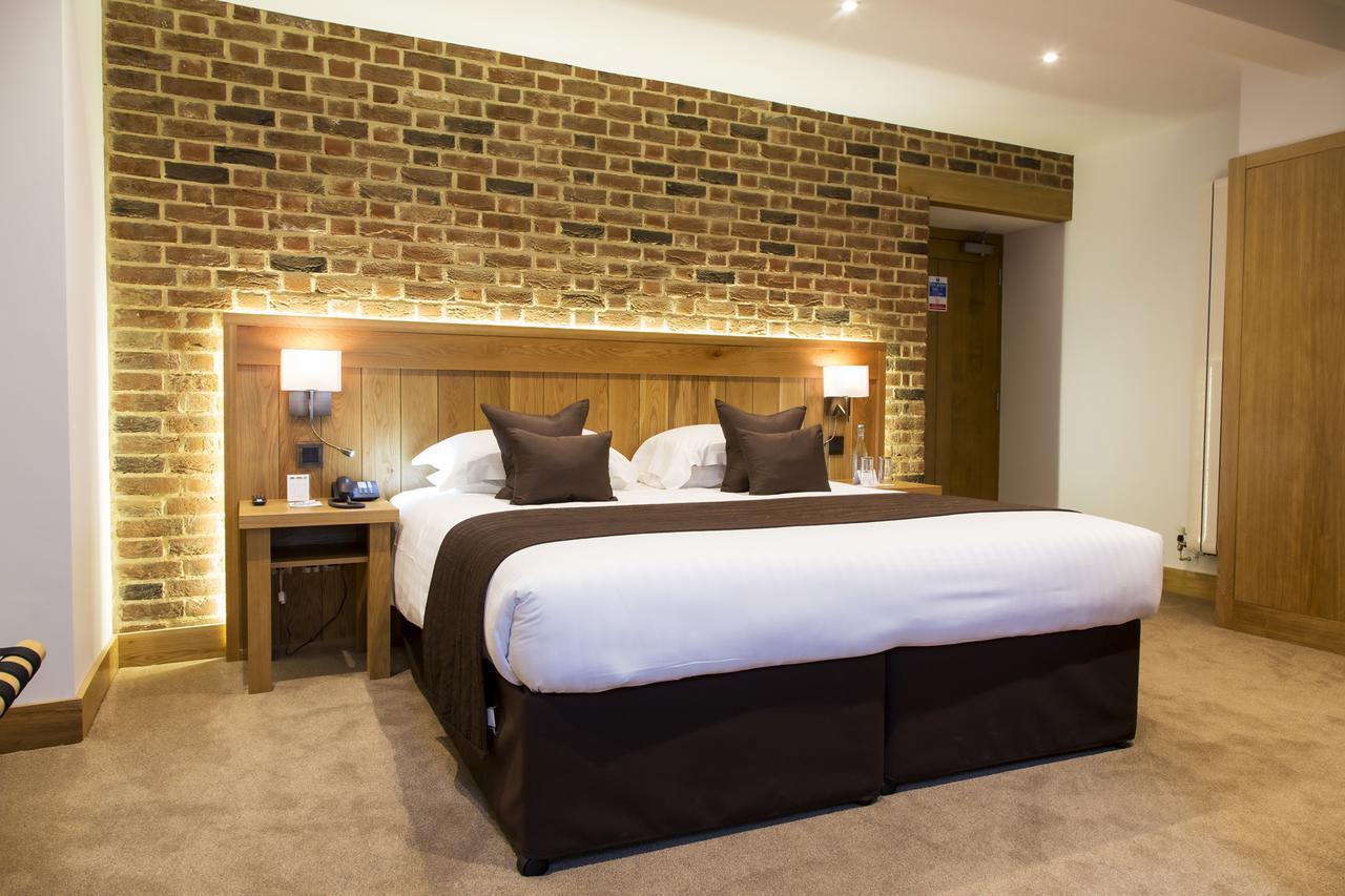 Tewinbury Farm Hotel Dış mekan fotoğraf
