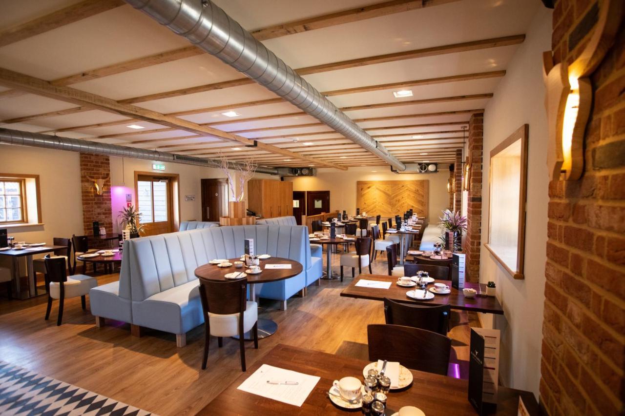 Tewinbury Farm Hotel Dış mekan fotoğraf